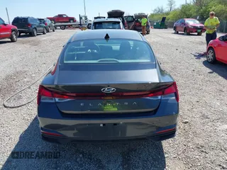 2023 Hyundai Elantra SEL with VIN 5NPLM4AG0PH104487, listed as a IAAI auction lot 42045952 with 39,575 mi miles and . Bid and sale history available at DreamBid. Image 16.