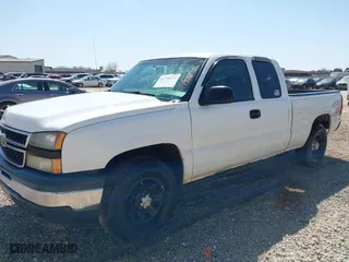 2007 Chevrolet Silverado 1500 Classic Work Truck with VIN 1GCEK19V47Z167973, listed as a IAAI auction lot 41738232 with 1 mi miles. Bid and sale history available at carsss.com. Image 2.