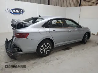 2025 Volkswagen Jetta S z VIN 3VW5X7BU0SM022894, wystawiony jako Copart lot #58201265 z przebiegiem 7 939 mil mil oraz Czysty tytuł • Clean title. Historia ofert i sprzedaży dostępna na DreamBid. Obrazek 3.