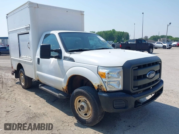 2012 Ford F-250 XL с VIN 1FDBF2B60CEC35487, выставлен на аукционе IAAI как лот 42251524 с пробегом 380 107 миль миль и . История ставок и продаж доступна на DreamBid. Изображение 1.