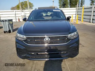 2022 Volkswagen Tiguan SE R-Line Black z VIN 3VVCB7AX0NM056683, wystawiony jako Copart lot #53490225 z przebiegiem 19 993 mil mil oraz Szkoda całkowita • Salvage title. Historia ofert i sprzedaży dostępna na DreamBid. Obrazek 5.