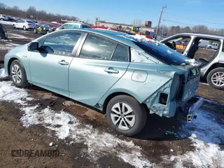2018 Toyota Prius Two with VIN JTDKARFU5J3066998, listed as a IAAI auction lot 41405382 with 92,377 mi miles. Bid and sale history available at carsss.com. Image 3.