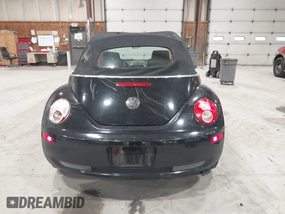 2007 Volkswagen Beetle with VIN 3VWRG31Y47M402407, listed as a IAAI auction lot 41719012 with 67,540 mi miles and . Bid and sale history available at DreamBid. Image 16.