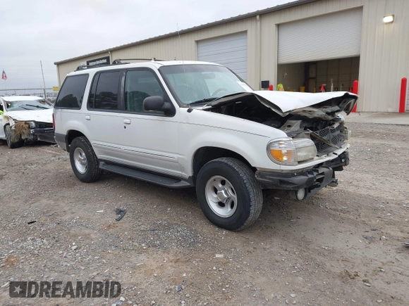 1999 Ford Explorer XLT z VIN 1FMZU32E1XZA80254, wystawiony jako IAAI lot #41453375 z przebiegiem 146 259 mil mil oraz . Historia ofert i sprzedaży dostępna na DreamBid. Obrazek 1.