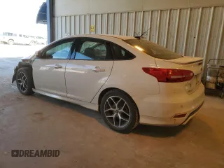 2016 Ford Focus SE with VIN 1FADP3F2XGL253039, listed as a Copart auction lot 45590535 with 104,933 mi miles and Salvage Title. Bid and sale history available at carsss.com. Image 2.