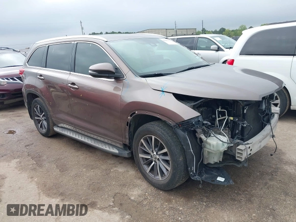 2017 Toyota Highlander XLE with VIN 5TDKZRFH1HS201561, listed as a IAAI auction lot 41841439 with 110,644 mi miles and . Bid and sale history available at DreamBid. Image 1.