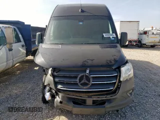 2019 Mercedes-Benz Sprinter with VIN W1X8ED3Y4KP192983, listed as a Copart auction lot 50020505 with 115,164 mi miles and Salvage Title. Bid and sale history available at DreamBid. Image 5.