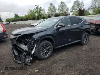 2025 Lexus NX 350 Premium z VIN 2T2GGCEZ0SC080990, wystawiony jako Copart lot #57211805 z przebiegiem 2962 mil mil oraz Szkody całkowita. Historia ofert i sprzedaży dostępna na DreamBid. Obrazek 1.