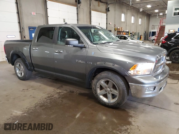 2010 Dodge 1500 SLT z VIN 1D7RV1CT8AS158828, wystawiony jako Copart lot #60521765 z przebiegiem 226 893 mil mil oraz Czysty tytuł • Clean title. Historia ofert i sprzedaży dostępna na DreamBid. Obrazek 4.