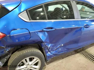 2017 Chevrolet Cruze LT with VIN 3G1BE6SM9HS520272, listed as a Copart auction lot 88207115 with 47,359 mi miles and Salvage Title. Bid and sale history available at carsss.com. Image 10.