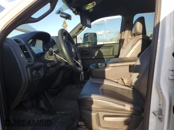 2024 Ram 3500 Tradesman with VIN 3C63R3CL7RG255934, listed as a Copart auction lot 77152354 with 4,827 mi miles and Salvage Title. Bid and sale history available at carsss.com. Image 7.