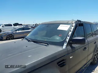 2009 Land Rover Range Rover Sport HSE with VIN SALSF25459A199061, listed as a IAAI auction lot 42319481 with 147,083 mi miles and . Bid and sale history available at DreamBid. Image 6.