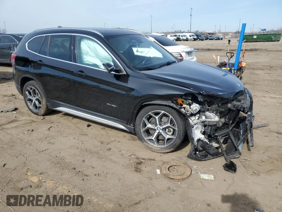 2018 BMW X1 xDrive28i with VIN WBXHT3C31J5K25021, listed as a Copart auction lot 48779555 with 71,741 mi miles and Salvage Title. Bid and sale history available at carsss.com. Image 4.