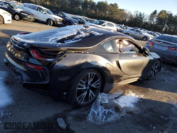 2015 BMW i8 z VIN WBY2Z2C57FV392308, wystawiony jako Copart lot #85937334 z przebiegiem Nie podano mil oraz Szkoda całkowita • Salvage title. Historia ofert i sprzedaży dostępna na DreamBid. Obrazek 3.