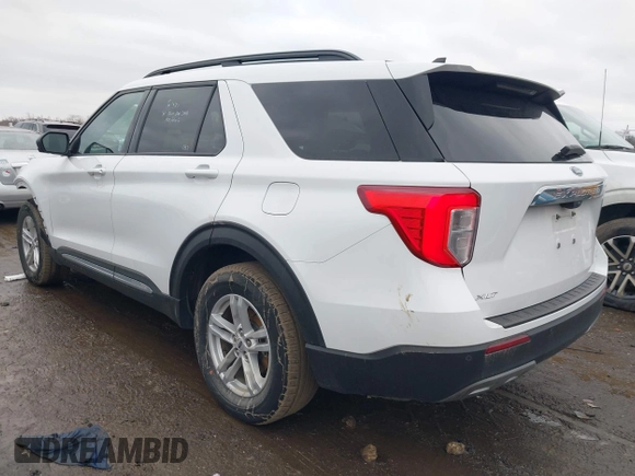 2023 Ford Explorer XLT with VIN 1FMSK8DH0PGB65108, listed as a IAAI auction lot 41519513 with 37,581 mi miles. Bid and sale history available at carsss.com. Image 3.