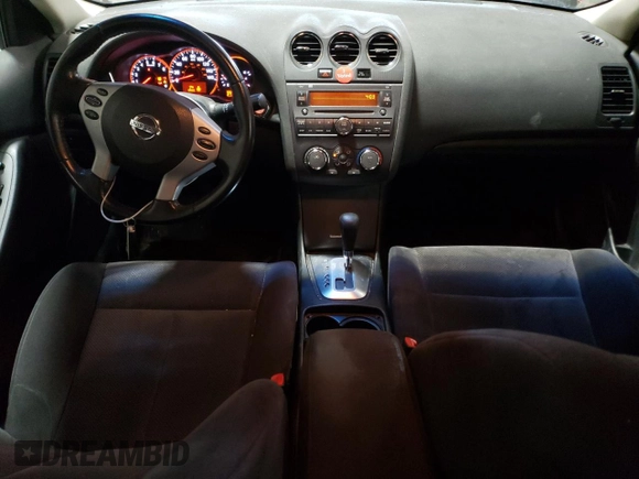 2008 Nissan Altima 2.5 with VIN 1N4AL21E58C158450, listed as a Copart auction lot 52567135 with 201,152 mi miles and Clean Title. Bid and sale history available at carsss.com. Image 8.