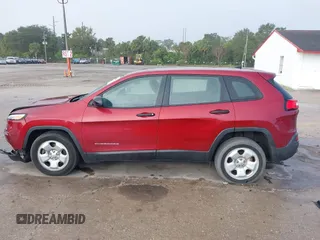 2016 Jeep Cherokee Sport with VIN 1C4PJLAB6GW136136, listed as a IAAI auction lot 41108560 with 97,982 mi miles. Bid and sale history available at carsss.com. Image 15.