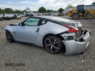2020 Nissan 370Z Sport z VIN JN1AZ4EH6LM820552, wystawiony jako Copart lot #55721215 z przebiegiem 50 002 mil mil oraz Szkody całkowita. Historia ofert i sprzedaży dostępna na DreamBid. Obrazek 2.