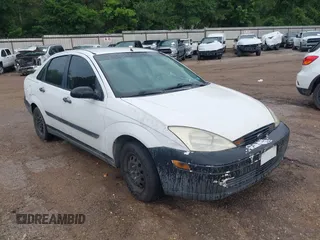 2000 Ford Focus LX с VIN 1FAFP33P0YW295695, выставлен на аукционе IAAI как лот 42467784 с пробегом 159 822 миль миль и . История ставок и продаж доступна на DreamBid. Изображение 1.