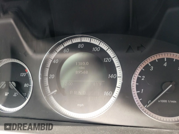 2009 Mercedes-Benz C 300 Sport z VIN WDDGF54XX9F232445, wystawiony jako Copart lot #61607885 z przebiegiem 89 568 mil mil oraz Szkoda całkowita • Salvage title. Historia ofert i sprzedaży dostępna na DreamBid. Obrazek 9.