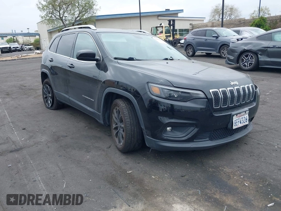 2019 Jeep Cherokee Latitude Plus z VIN 1C4PJLLB7KD129696, wystawiony jako IAAI lot #42001987 z przebiegiem 94 366 mil mil oraz . Historia ofert i sprzedaży dostępna na DreamBid. Obrazek 1.