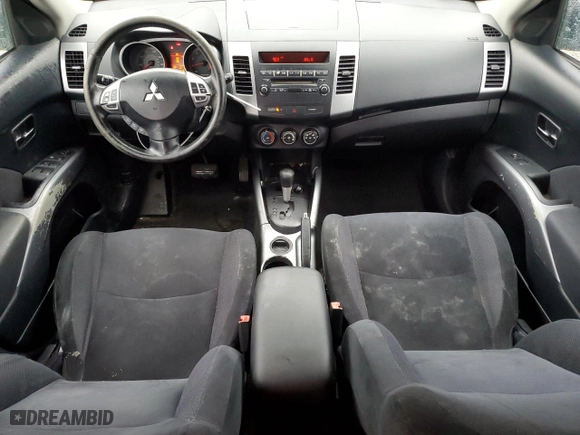 2009 Mitsubishi Outlander ES with VIN JA4LS21W79Z005009, listed as a Copart auction lot 84330364 with 179,971 mi miles and Clean Title. Bid and sale history available at carsss.com. Image 8.