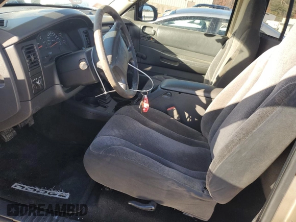 2002 Dodge Dakota with VIN 1B7FL16XX2S702359, listed as a Copart auction lot 43026735 with 103,633 mi miles and Salvage Title. Bid and sale history available at carsss.com. Image 7.