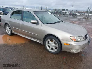 2004 Infiniti I35 with VIN JNKDA31A84T212302, listed as a IAAI auction lot 41551876 with 81,425 mi miles. Bid and sale history available at carsss.com. Image 1.