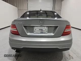 2015 Mercedes-Benz C 250 with VIN WDDGJ4HB3FG366629, listed as a Copart auction lot 56400615 with 38,262 mi miles and Clean title. Bid and sale history available at DreamBid. Image 6.