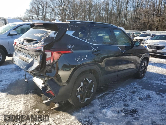 2024 Kia Seltos EX with VIN KNDERCAA5R7626409, listed as a Copart auction lot 41618845 with 3,979 mi miles and Salvage Title. Bid and sale history available at carsss.com. Image 3.