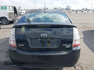 2007 Toyota Prius with VIN JTDKB20U273295502, listed as a IAAI auction lot 41361511 with 200,378 mi miles. Bid and sale history available at carsss.com. Image 16.