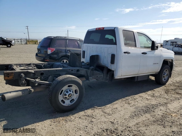 2015 Chevrolet Silverado 2500HD Built After Aug 14 Work Truck with VIN 1GB2CUE8XFZ141947, listed as a Copart auction lot 71298994 with NaN miles and Salvage Title. Bid and sale history available at carsss.com. Image 3.