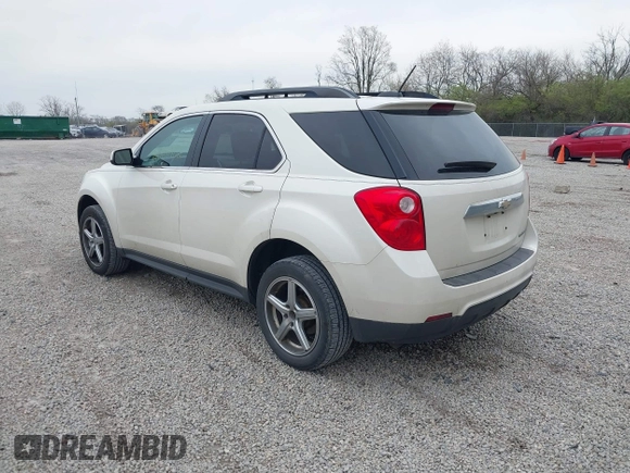 2015 Chevrolet Equinox LT with VIN 1GNALCEK5FZ102283, listed as a IAAI auction lot 42000902 with 300,059 mi miles. Bid and sale history available at carsss.com. Image 3.