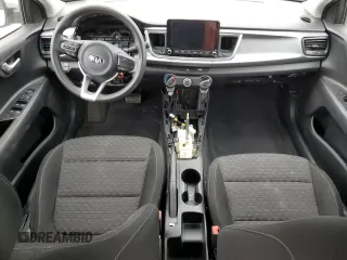 2021 Kia Rio LX with VIN 3KPA24AD7ME395704, listed as a Copart auction lot 70481794 with 0 mi miles and Salvage Title. Bid and sale history available at carsss.com. Image 8.