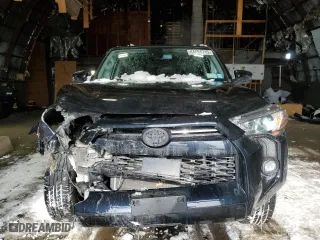 2023 Toyota 4Runner SR5 Premium with VIN JTENU5JR9P6125599, listed as a Copart auction lot 44004715 with 24,779 mi miles and Salvage Title. Bid and sale history available at carsss.com. Image 5.