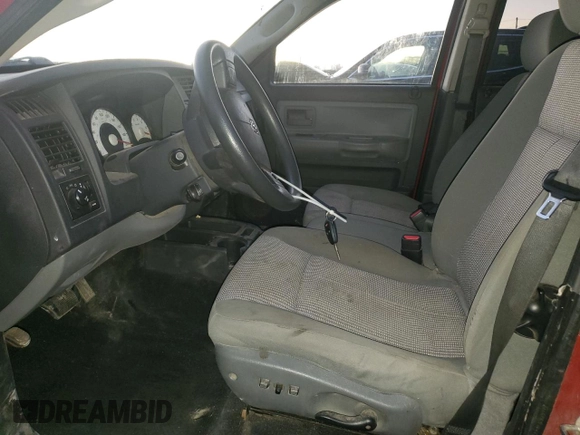 2010 Dodge Dakota SXT with VIN 1D7CW3GP5AS132893, listed as a Copart auction lot 81502524 with 256,032 mi miles and Clean Title. Bid and sale history available at carsss.com. Image 7.