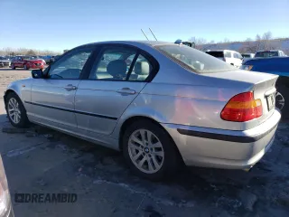 2004 BMW 3 Series 325i with VIN WBAAZ33484KP84865, listed as a Copart auction lot 88131635 with 108,161 mi miles and Salvage Title. Bid and sale history available at carsss.com. Image 2.