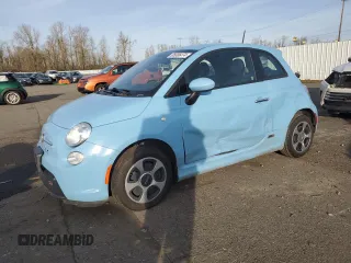 2015 FIAT 500e with VIN 3C3CFFGE4FT603419, listed as a Copart auction lot 85686474 with 0 mi miles and Salvage Title. Bid and sale history available at carsss.com. Image 1.
