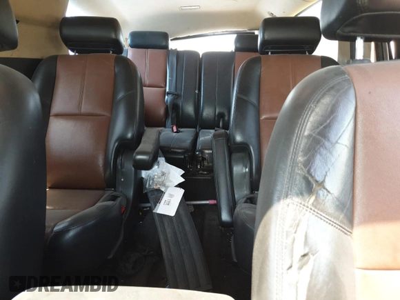 2008 Chevrolet Suburban LTZ with VIN 3GNFK163X8G193980, listed as a Copart auction lot 55521505 with 173,181 mi miles and Salvage title. Bid and sale history available at DreamBid. Image 10.