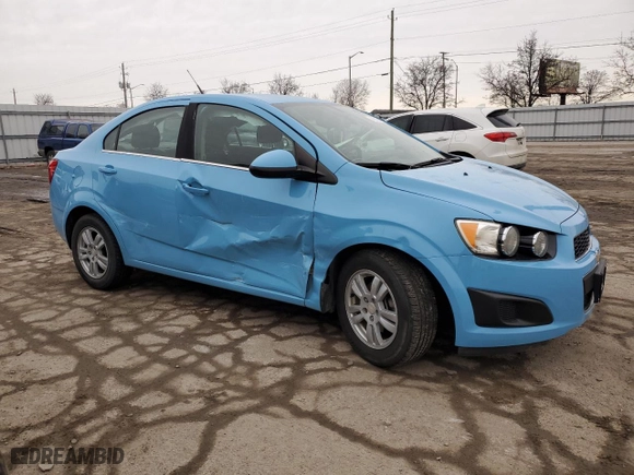 2014 Chevrolet Sonic LT with VIN 1G1JC5SHXE4180026, listed as a Copart auction lot 43505145 with 162,382 mi miles and Salvage Title. Bid and sale history available at carsss.com. Image 4.