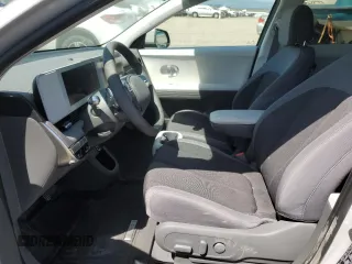 2024 Hyundai Ioniq 5 SE z VIN KM8KM4DE9RU337455, wystawiony jako Copart lot #53738745 z przebiegiem 2 490 mil mil oraz Szkoda całkowita • Salvage title. Historia ofert i sprzedaży dostępna na DreamBid. Obrazek 7.