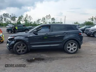 2013 Land Rover Range Rover Evoque Pure Plus z VIN SALVP2BG5DH851041, wystawiony jako IAAI lot #42692204 z przebiegiem 131 280 mil mil oraz . Historia ofert i sprzedaży dostępna na DreamBid. Obrazek 13.