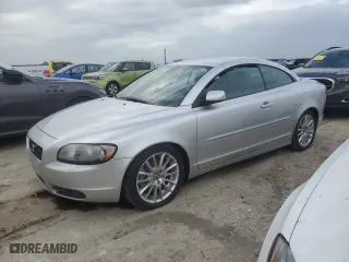2007 Volvo C70 with VIN YV1MC68247J025693, listed as a Copart auction lot 74004384 with 0 mi miles and Non Repairable. Bid and sale history available at carsss.com. Image 1.