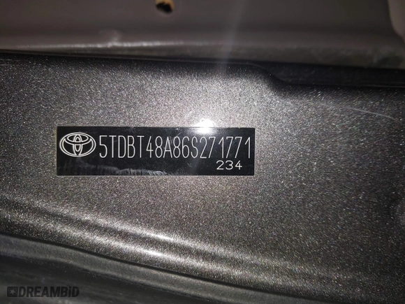2006 Toyota Sequoia Limited with VIN 5TDBT48A86S271771, listed as a IAAI auction lot 41940143 with 263,155 mi miles. Bid and sale history available at carsss.com. Image 9.
