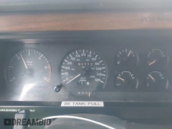 1991 Dodge Dakota z VIN 1B7GG66Y7MS210454, wystawiony jako IAAI lot #41778373 z przebiegiem 151 112 mil mil oraz . Historia ofert i sprzedaży dostępna na DreamBid. Obrazek 7.