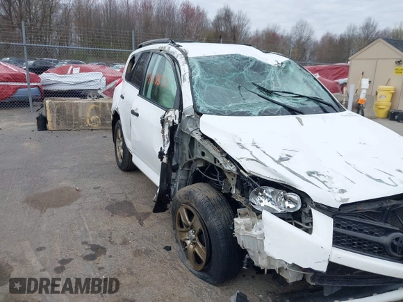 2009 Toyota RAV4 with VIN JTMBF33VX9D006796, listed as a IAAI auction lot 42058558 with 183,003 mi miles and . Bid and sale history available at DreamBid. Image 6.