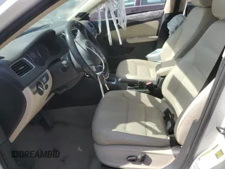 2014 Volkswagen Jetta TDI w/Premium/Nav z VIN 3VWLL7AJ8EM365466, wystawiony jako Copart lot #48739245 z przebiegiem 146 374 mil mil oraz Szkoda całkowita • Salvage title. Historia ofert i sprzedaży dostępna na DreamBid. Obrazek 7.