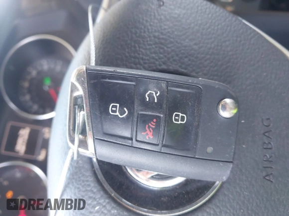 2018 Volkswagen Tiguan SEL with VIN 3VV3B7AX8JM132211, listed as a IAAI auction lot 42516340 with 75,641 mi miles and . Bid and sale history available at DreamBid. Image 11.