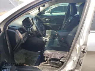 2017 Jeep Cherokee Latitude z VIN 1C4PJMCB5HW545460, wystawiony jako Copart lot #56350065 z przebiegiem 87 873 mil mil oraz Szkoda całkowita • Salvage title. Historia ofert i sprzedaży dostępna na DreamBid. Obrazek 7.