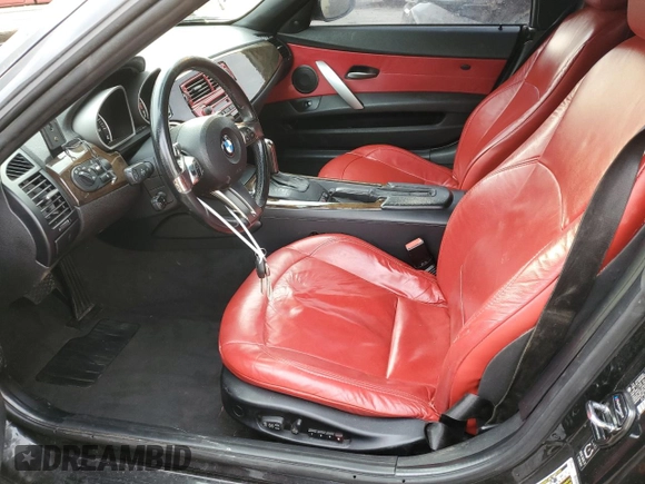 2006 BMW Z4 3.0i with VIN 4USBU33546LW66947, listed as a Copart auction lot 45736875 with 112,996 mi miles and Non Repairable. Bid and sale history available at carsss.com. Image 7.